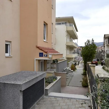 Apartment Nikola Split Exterior photo